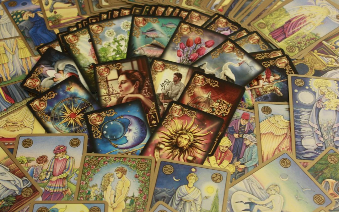 Apprendre le tarot voyance : Comment apprendre le Pendu des 22 cartes majeurs ?